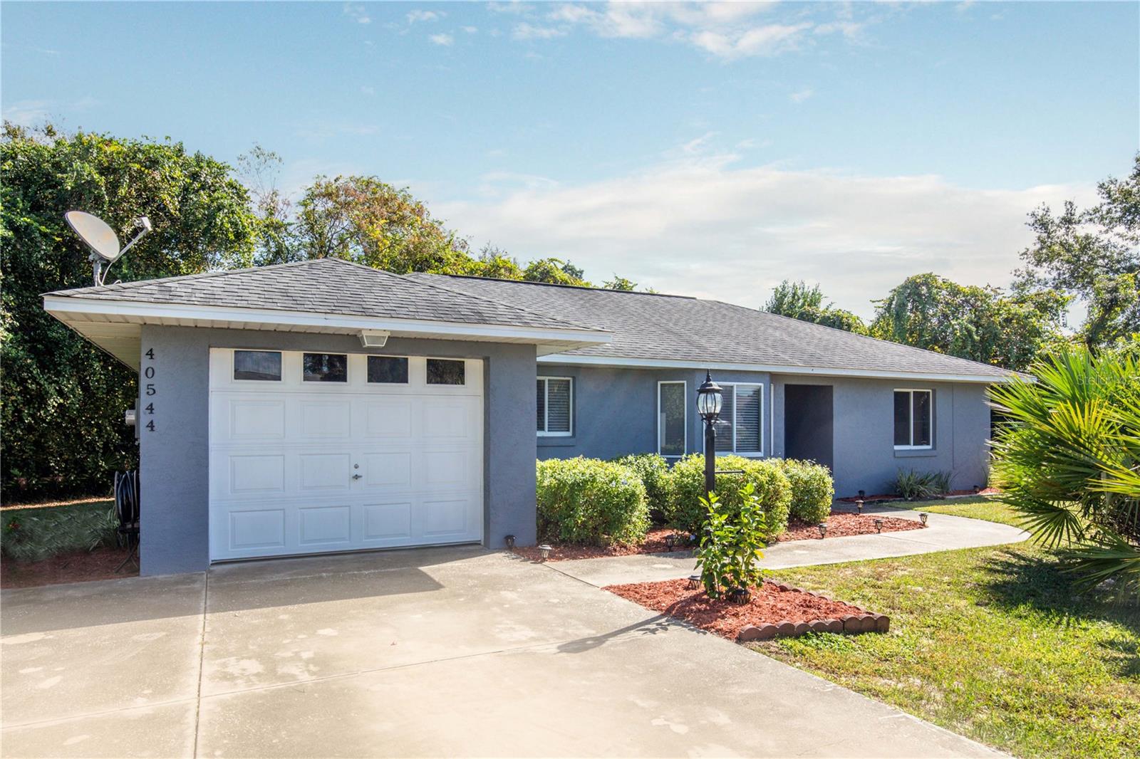 40544 7 Ave, Umatilla, FL 32784