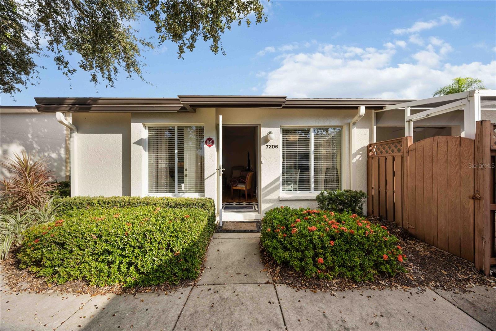 7206 29 Avenue Dr, Bradenton, FL 34209