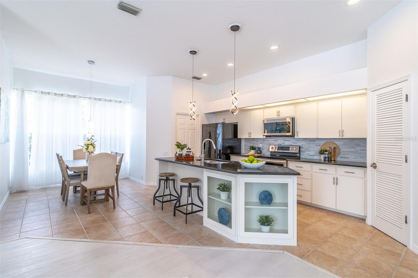 3000 Hatteras Pt, Oviedo, FL 32765 photo
