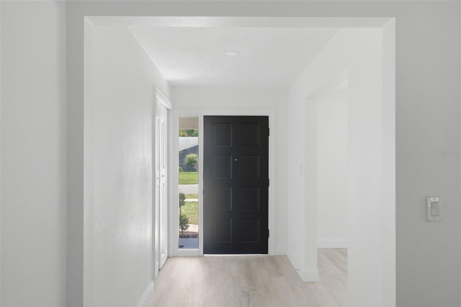 2733 Castle Oak Ave, Orlando, FL 32808 photo