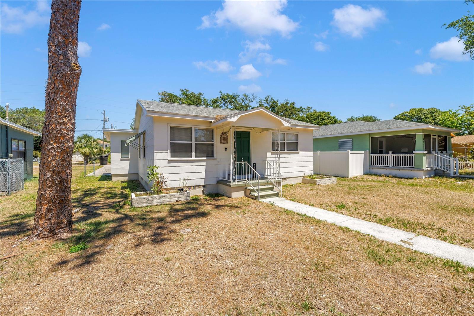 4729 12 Ave, Saint Petersburg, FL 33711 photo