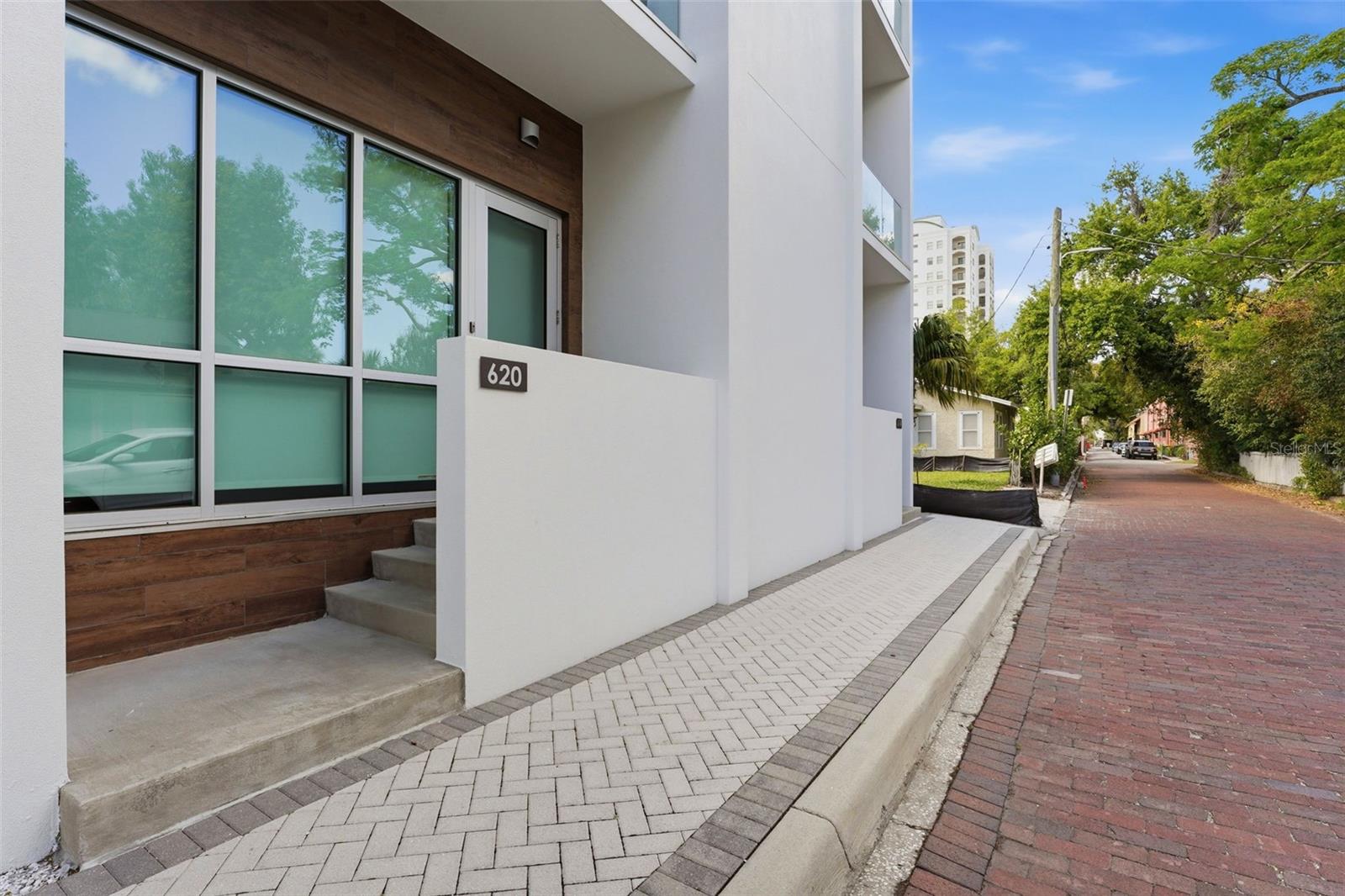620 Rawls Ave, Sarasota, FL 34236 photo