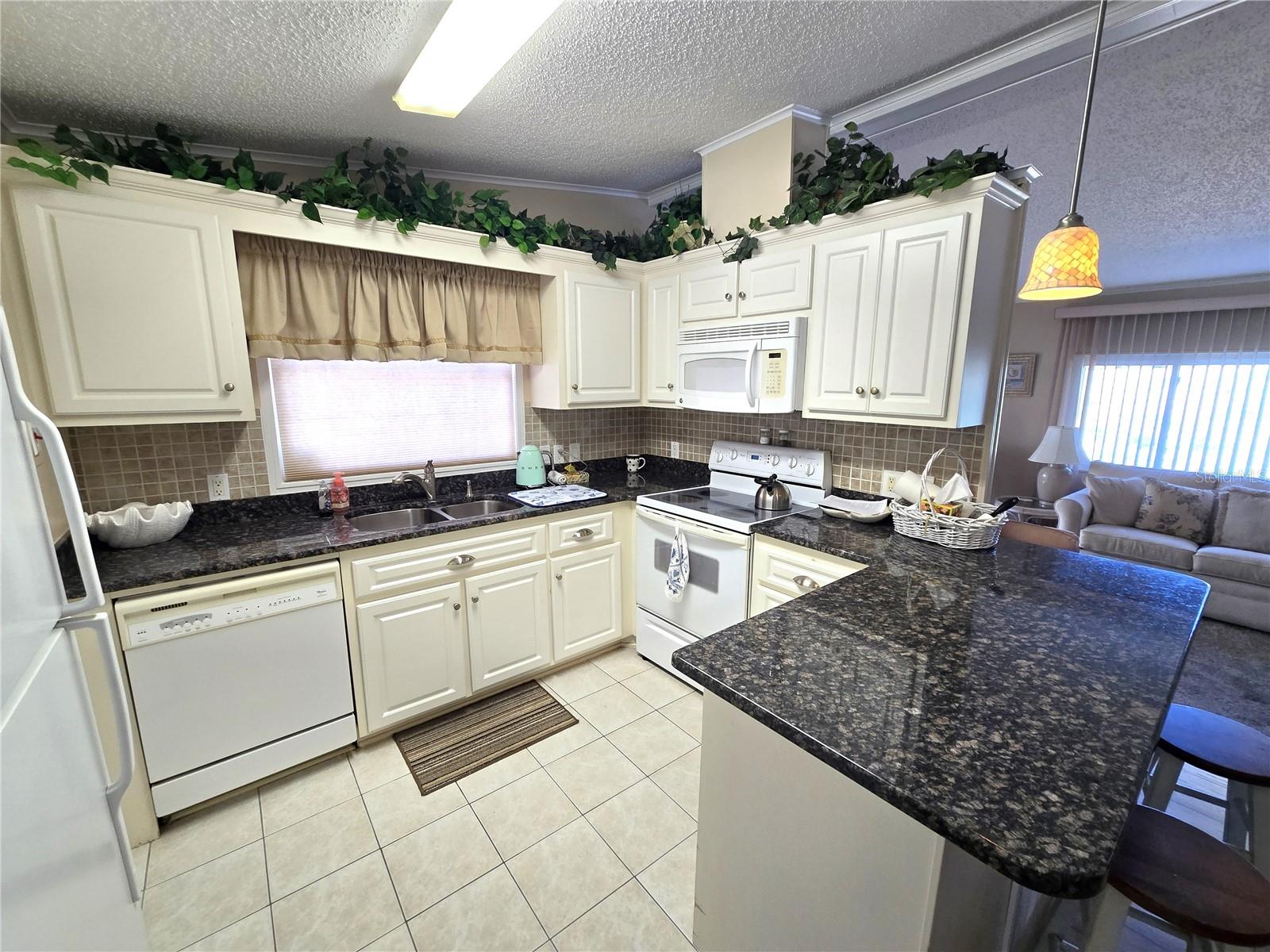 8503 Princess Ct, Palmetto, FL 34221 photo