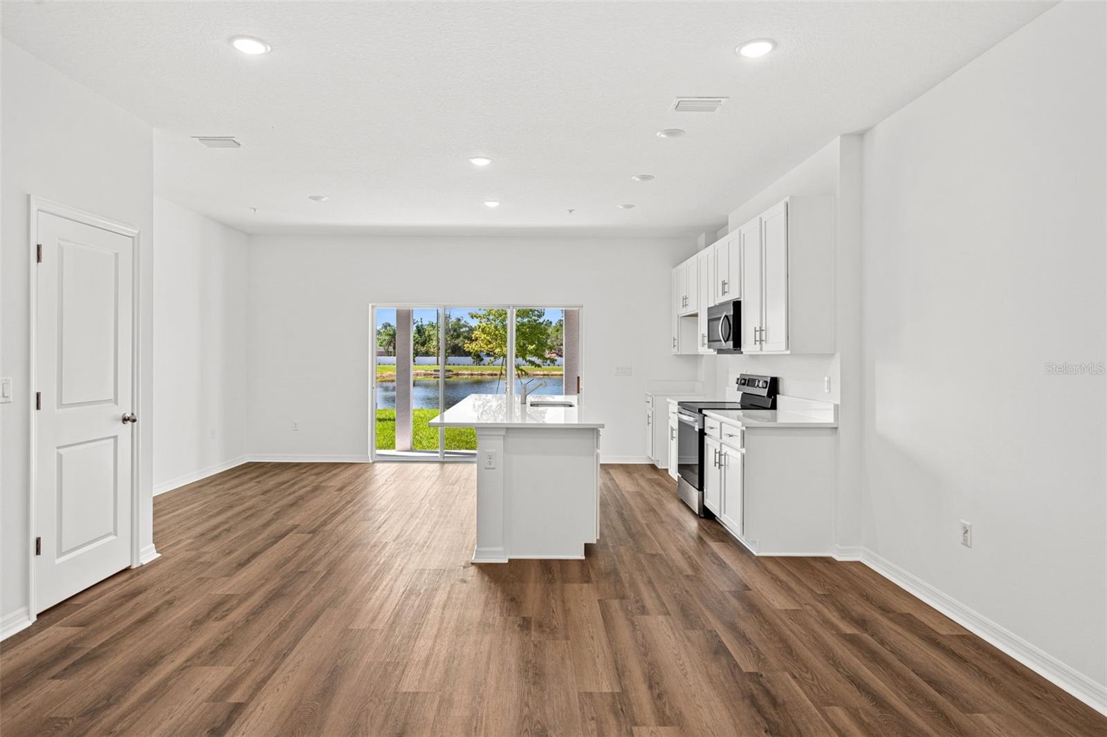 4856 Winding River Rd, Orlando, FL 32822 photo
