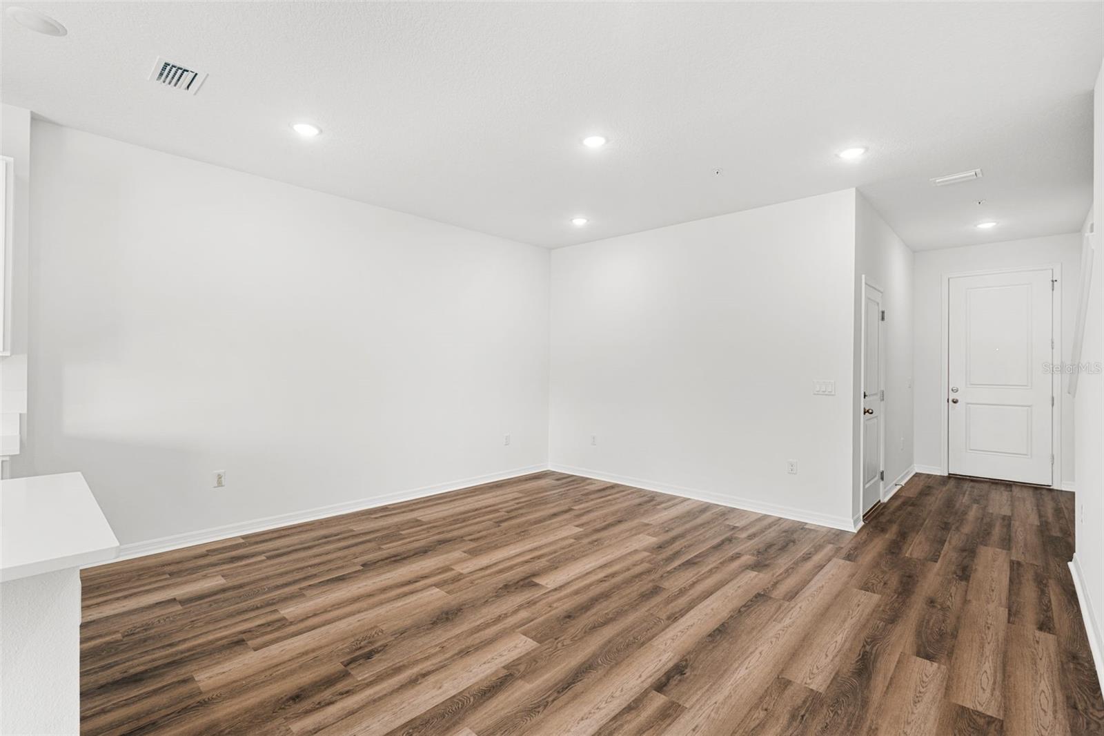 4856 Winding River Rd, Orlando, FL 32822 photo