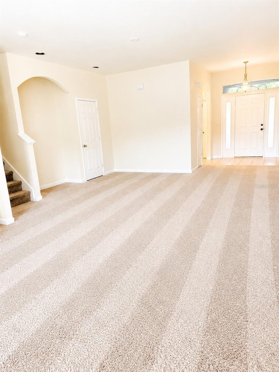 2543 Kent Cir, Kissimmee, FL 34758 photo