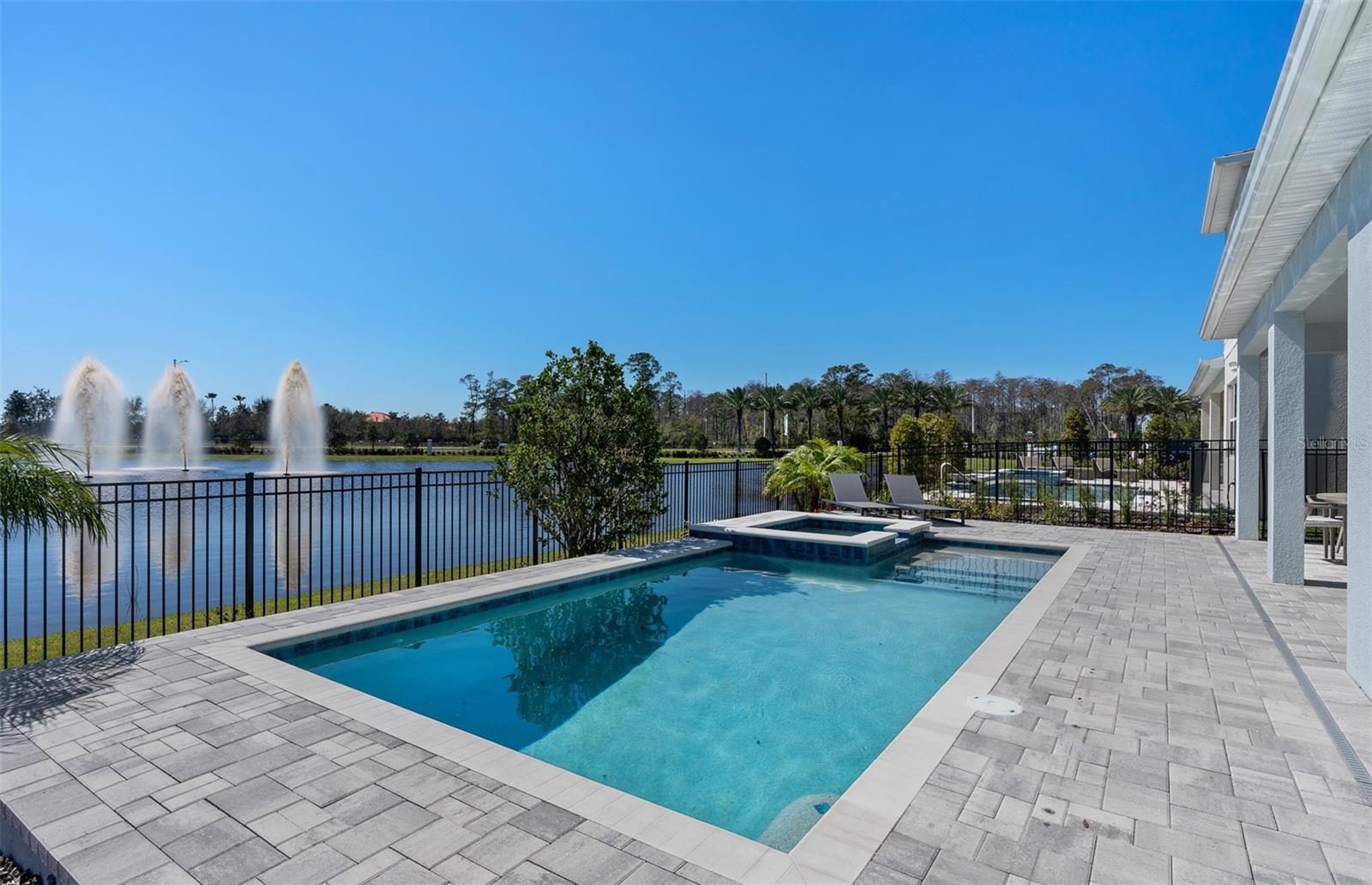 10305 Park Estates Ave, Orlando, FL 32836 photo