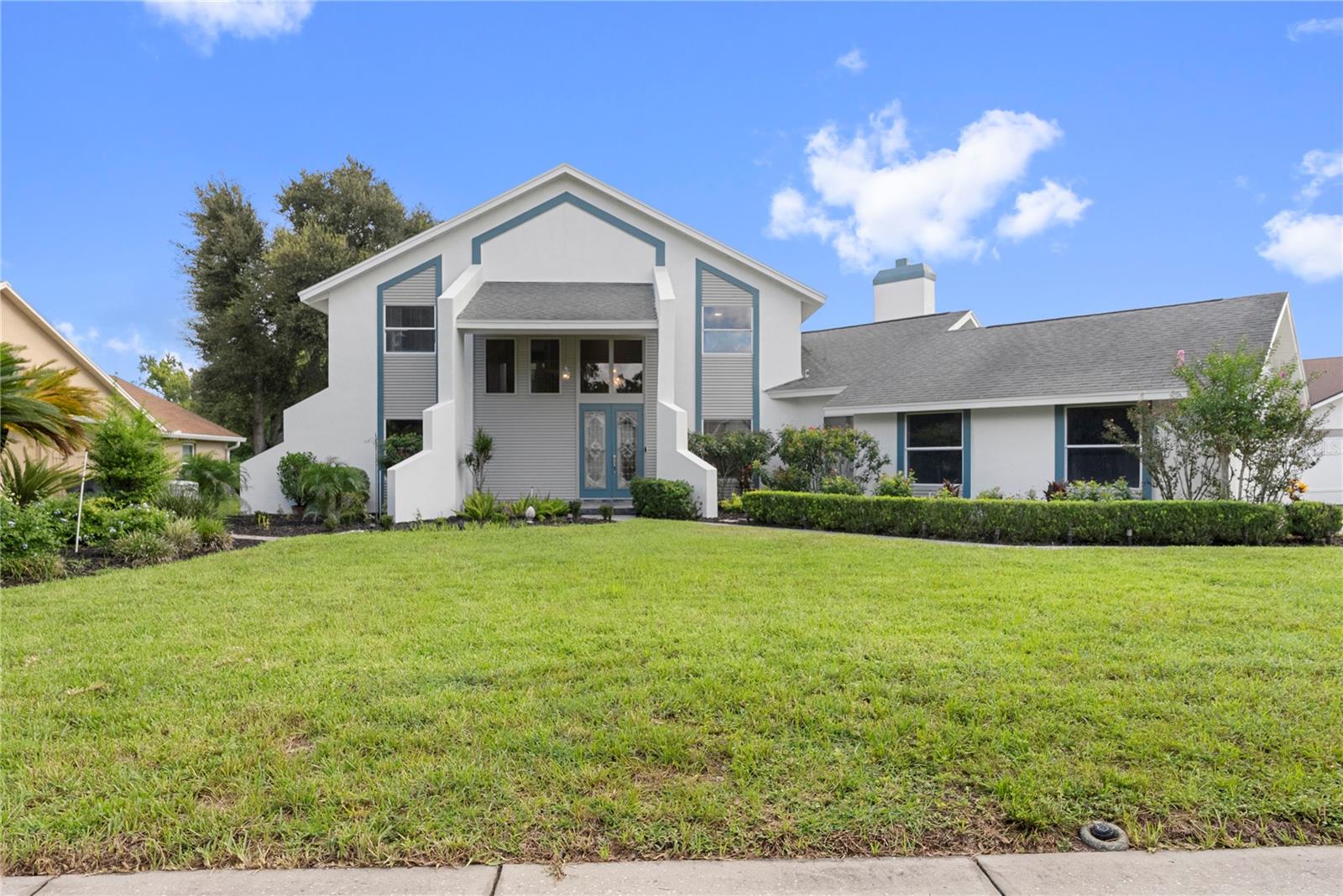 17919 Clear Lake Dr, Lutz, FL 33548 photo