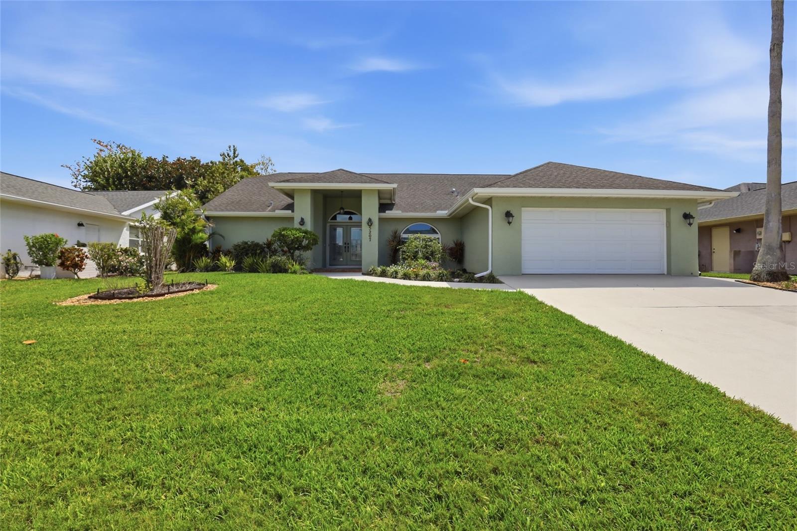 5207 86 Street Ct, Bradenton, FL 34210