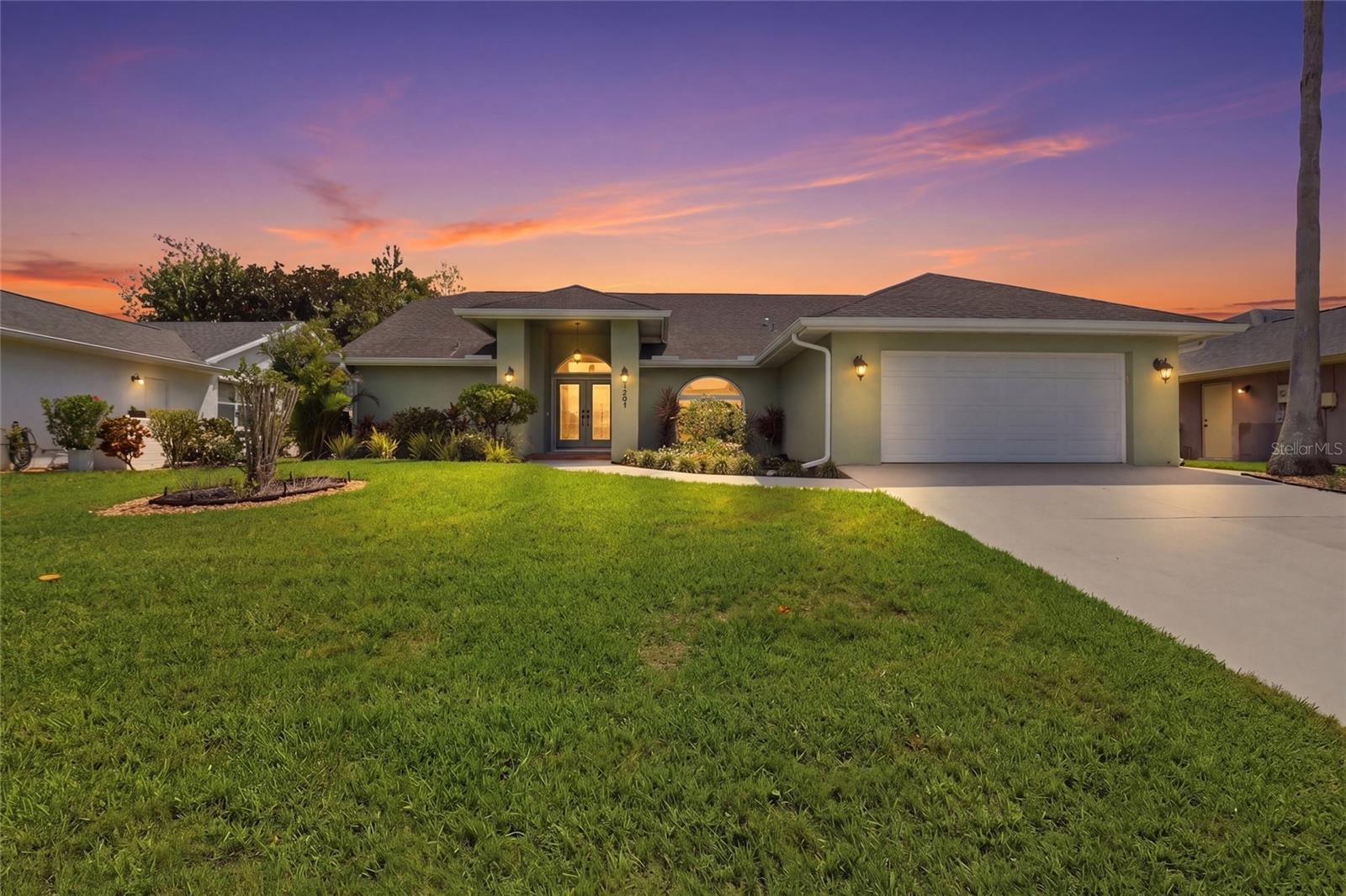 5207 86 Street Ct, Bradenton, FL 34210 photo