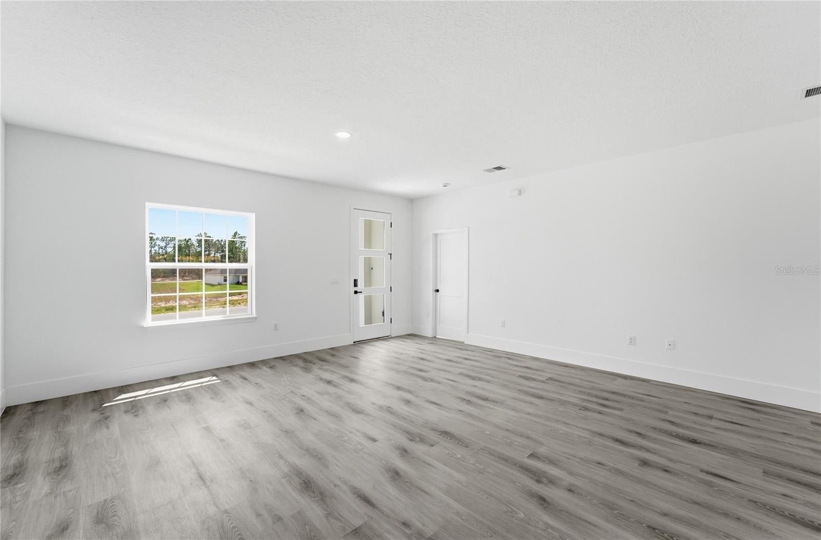 2861 W Dellwood St, Citrus Springs, FL 34433 photo