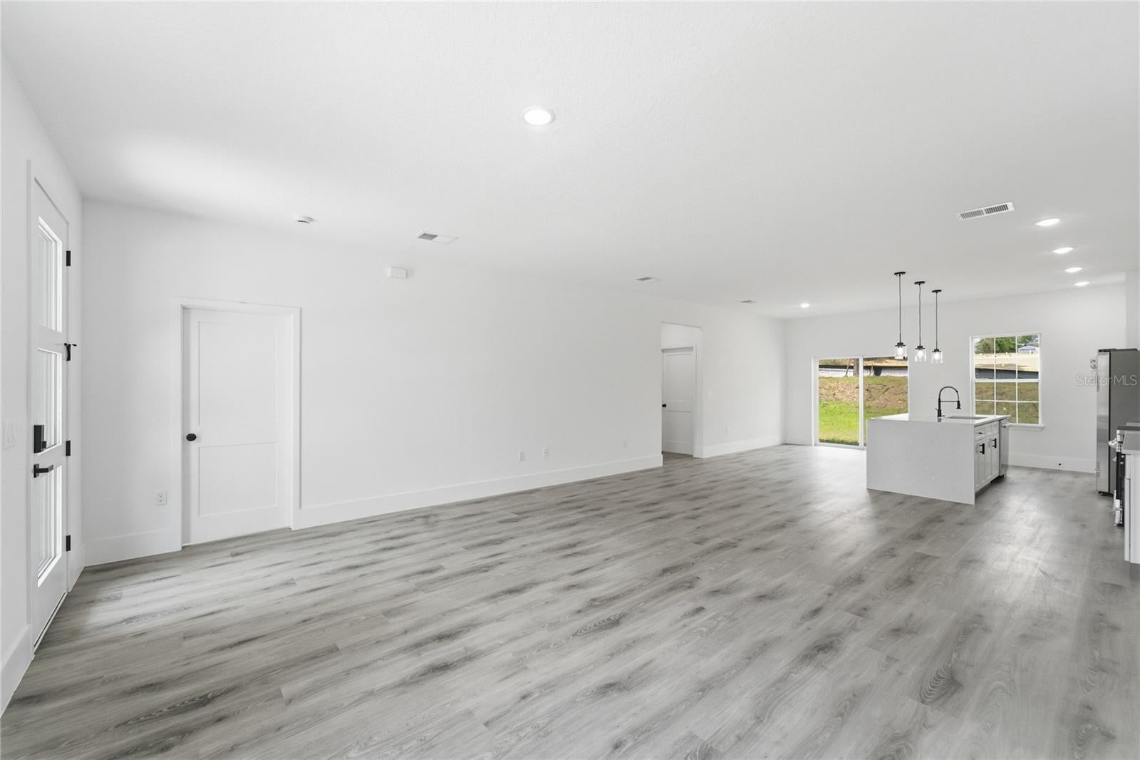 2861 W Dellwood St, Citrus Springs, FL 34433 photo