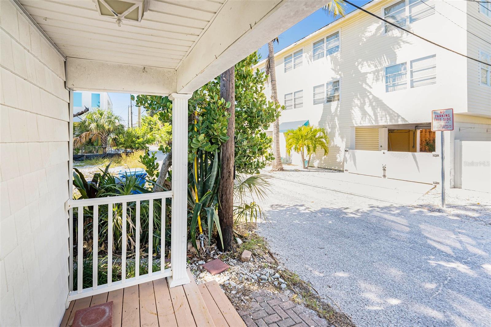 125 95 Ave, Treasure Island, FL 33706 photo