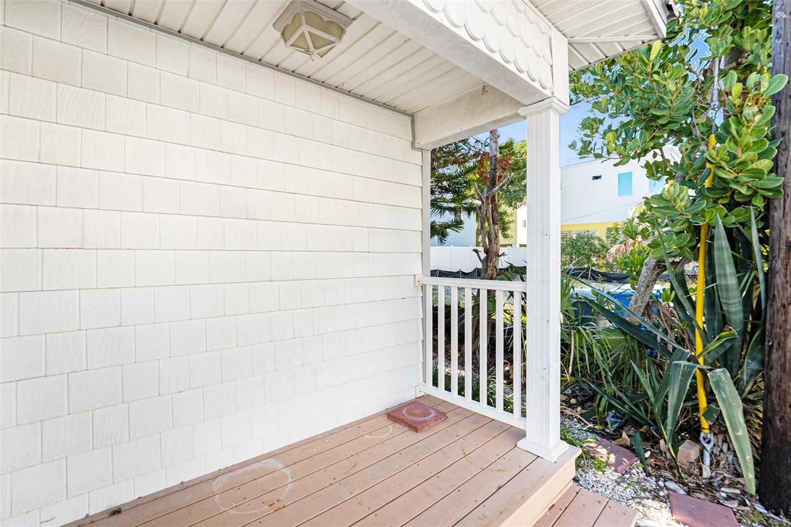125 95 Ave, Treasure Island, FL 33706 photo