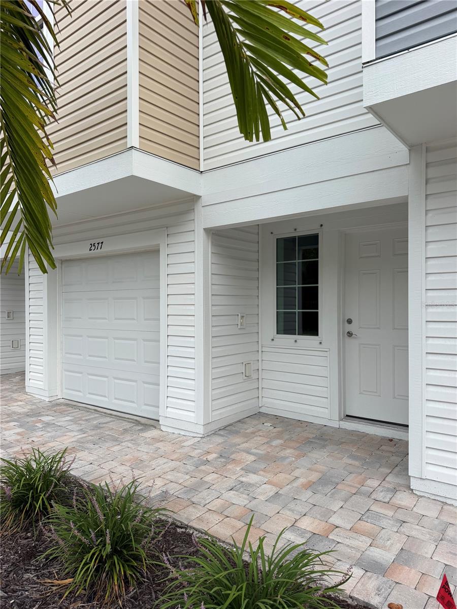 2577 6 Avenue Dr, Bradenton, FL 34208 photo