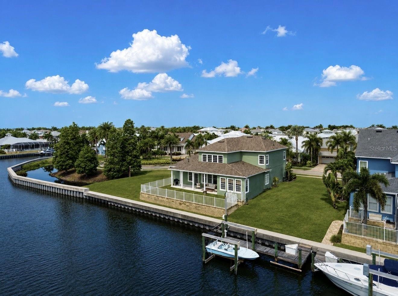 5709 Sea Trout Pl, Apollo Beach, FL 33572 photo