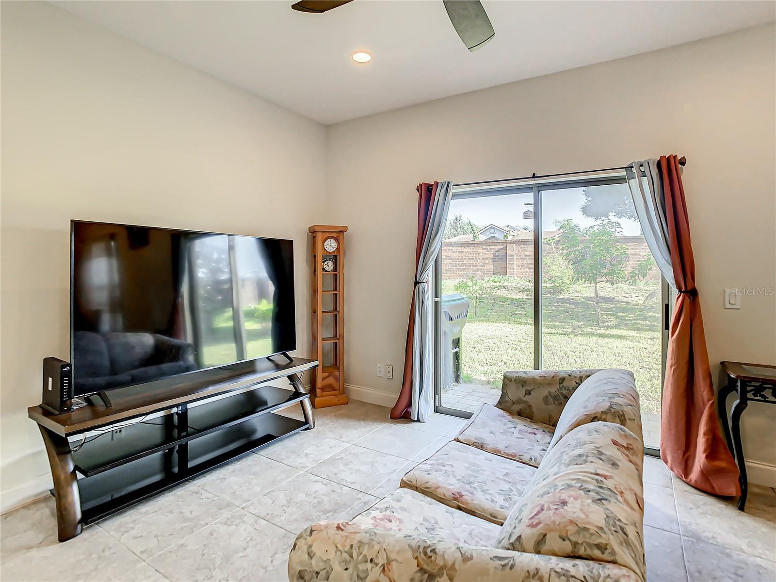 8735 Isla Bella Dr, Orlando, FL 32818 photo