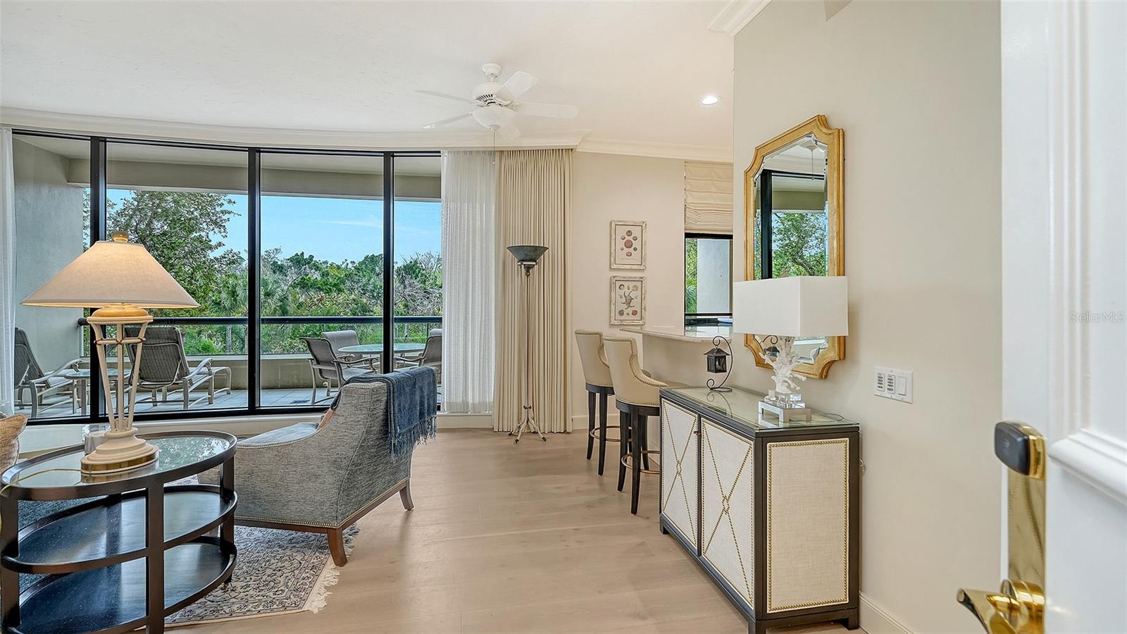 1281 Gulf Of Mexico Dr #111, Longboat Key, FL 34228 photo