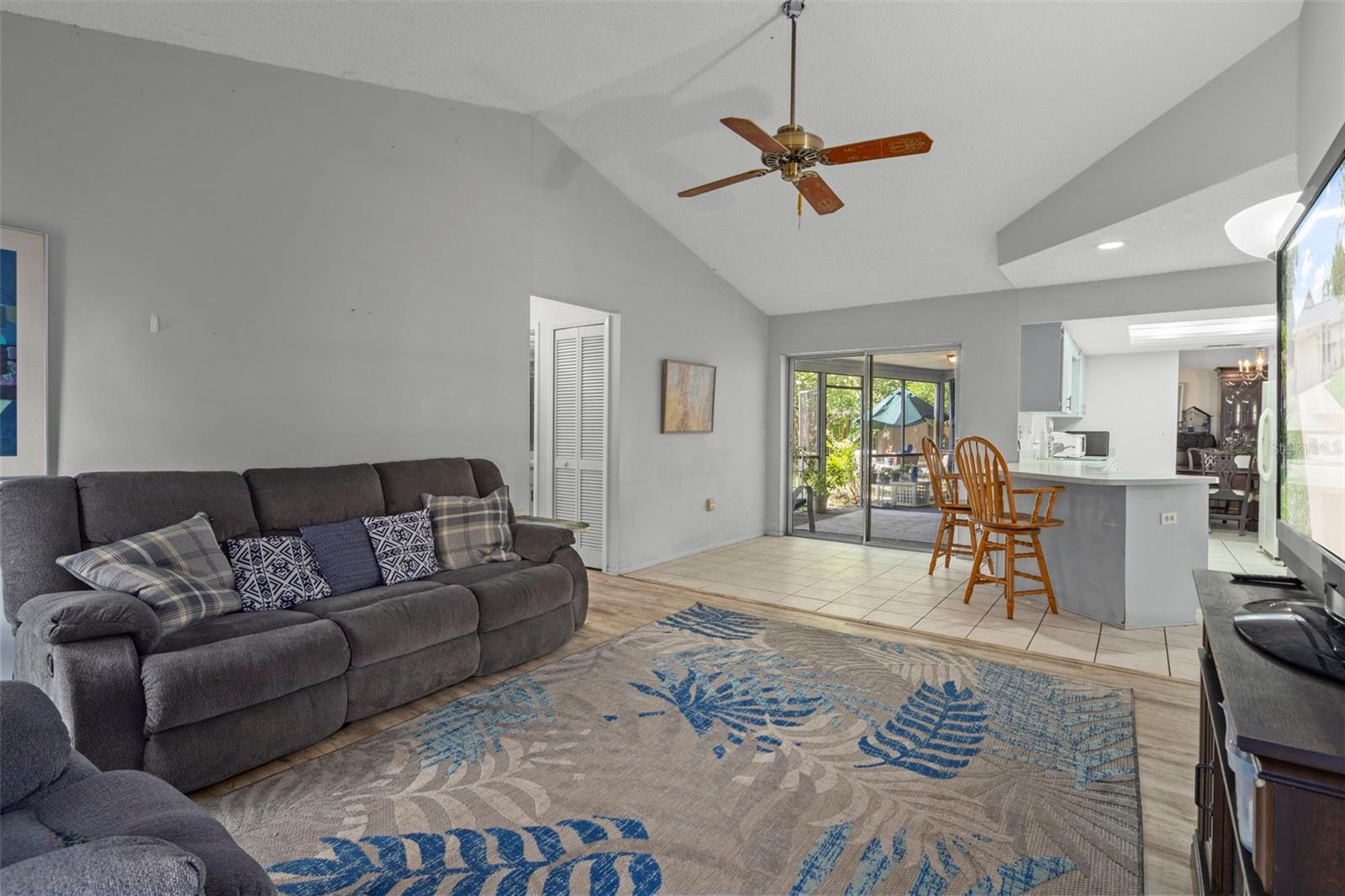14058 Sullivan St, Spring Hill, FL 34609 photo