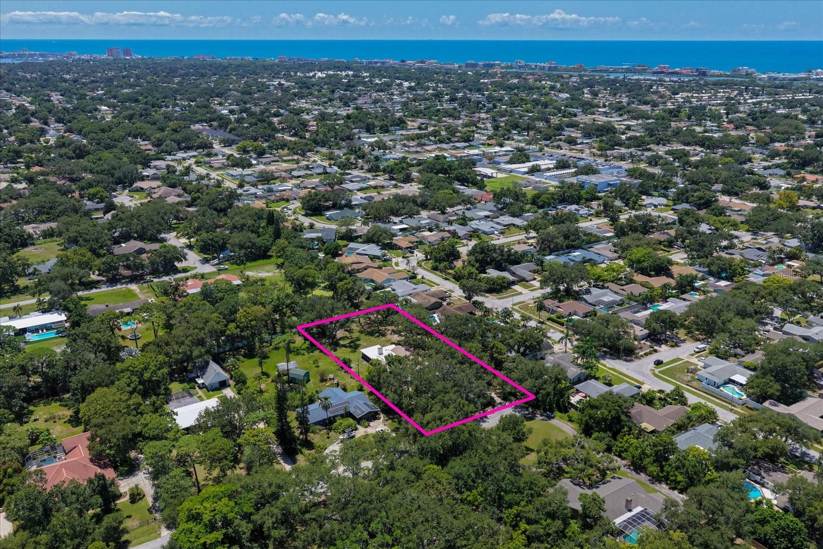 13366 108 Ave, Largo, FL 33774
