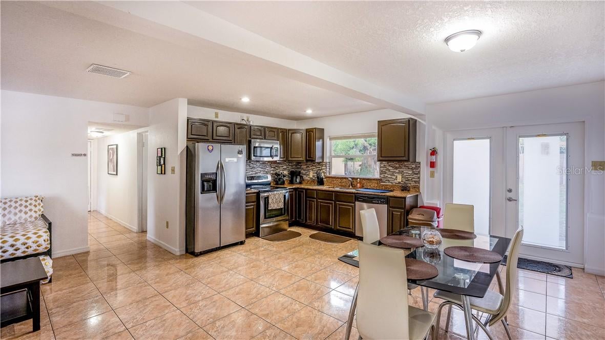 2721 Raeford, Orlando, FL 32806 photo