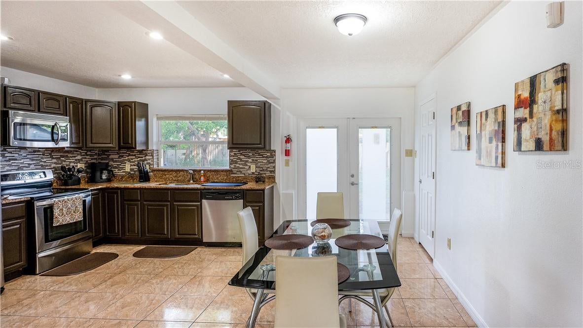 2721 Raeford, Orlando, FL 32806 photo