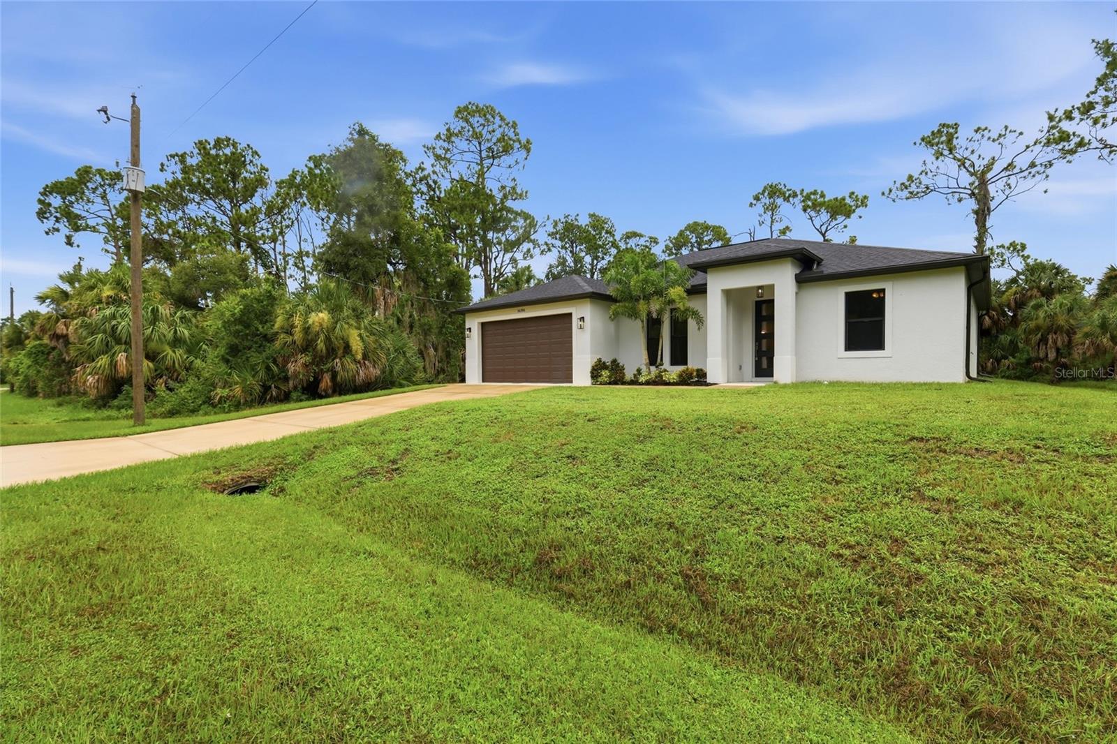 14390 Maddock Ave, Port Charlotte, FL 33953 photo