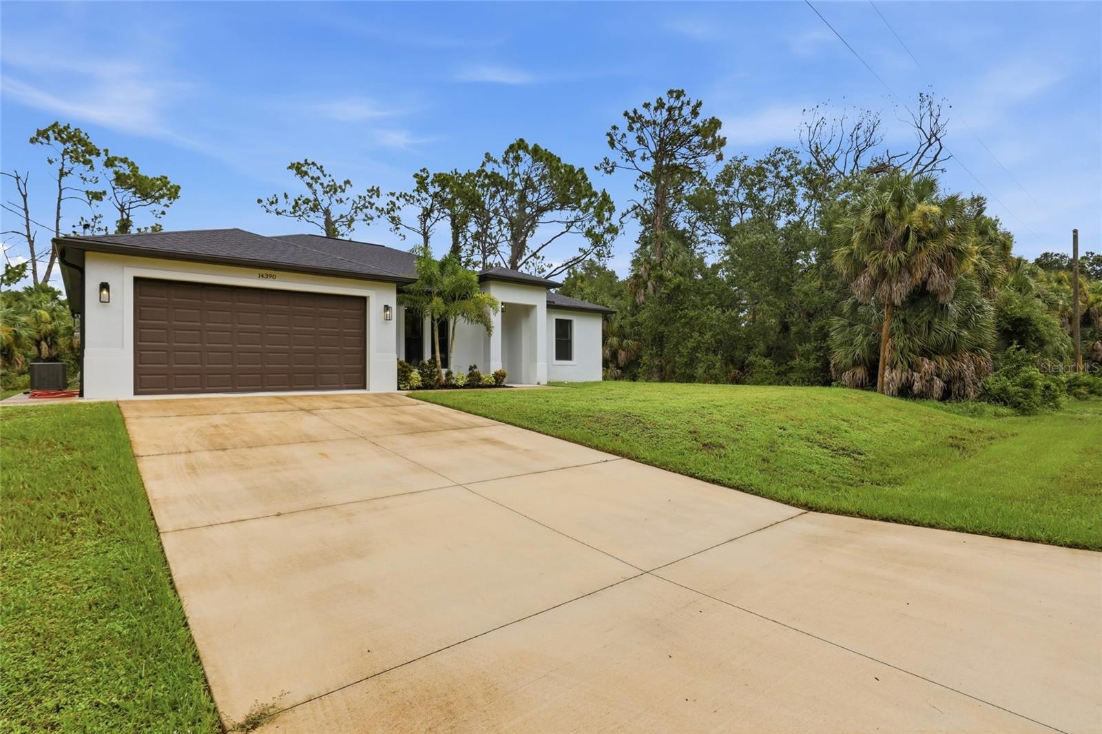 14390 Maddock Ave, Port Charlotte, FL 33953 photo