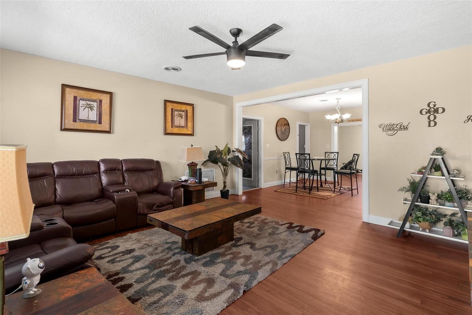 14407 Lake Junietta Dr, Tavares, FL 32778 photo