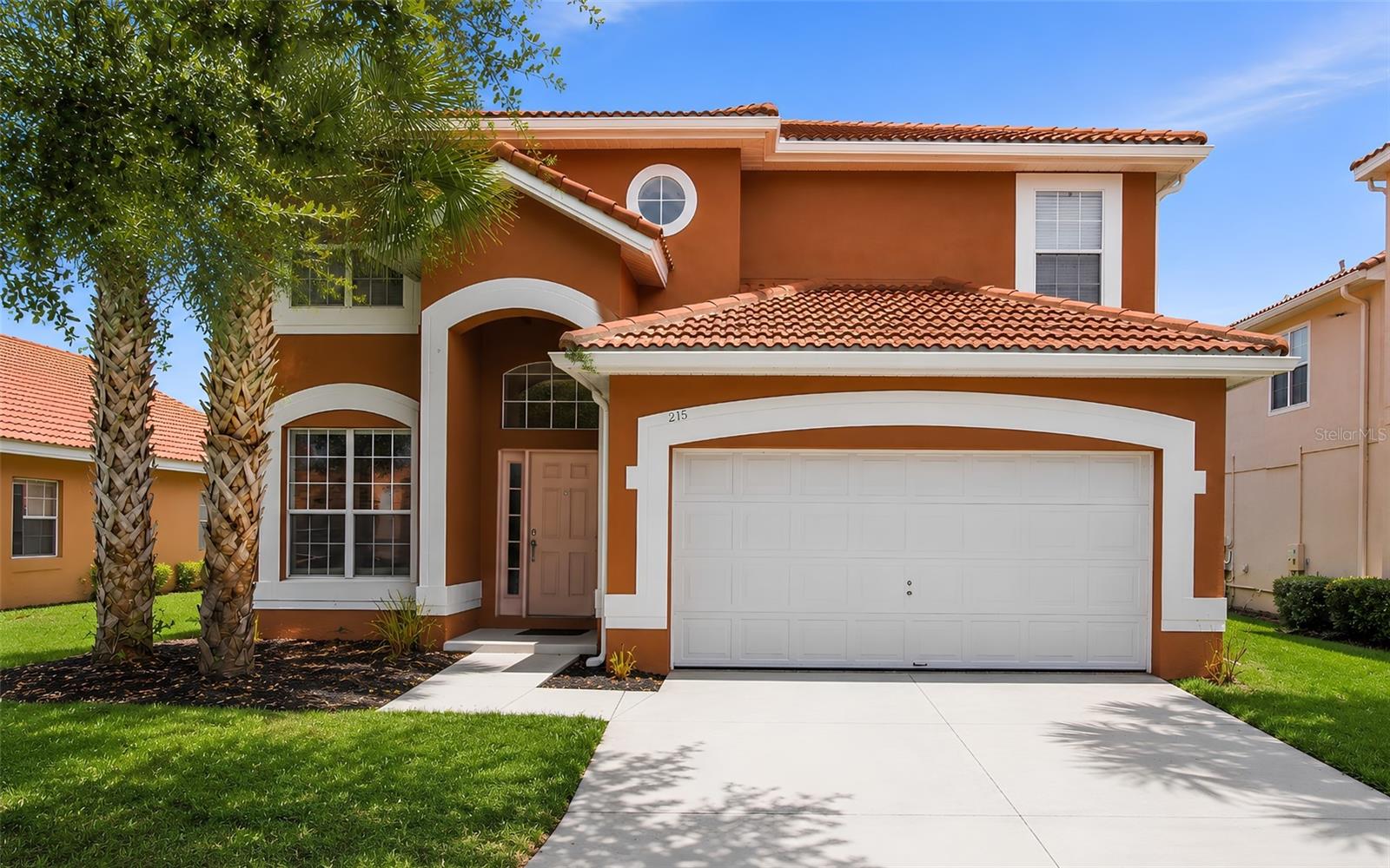 216 Sevilla Ave, Davenport, FL 33897 photo
