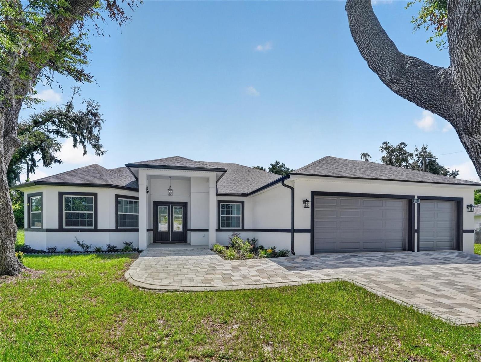 2302 Allen Dr, Plant City, FL 33563 photo