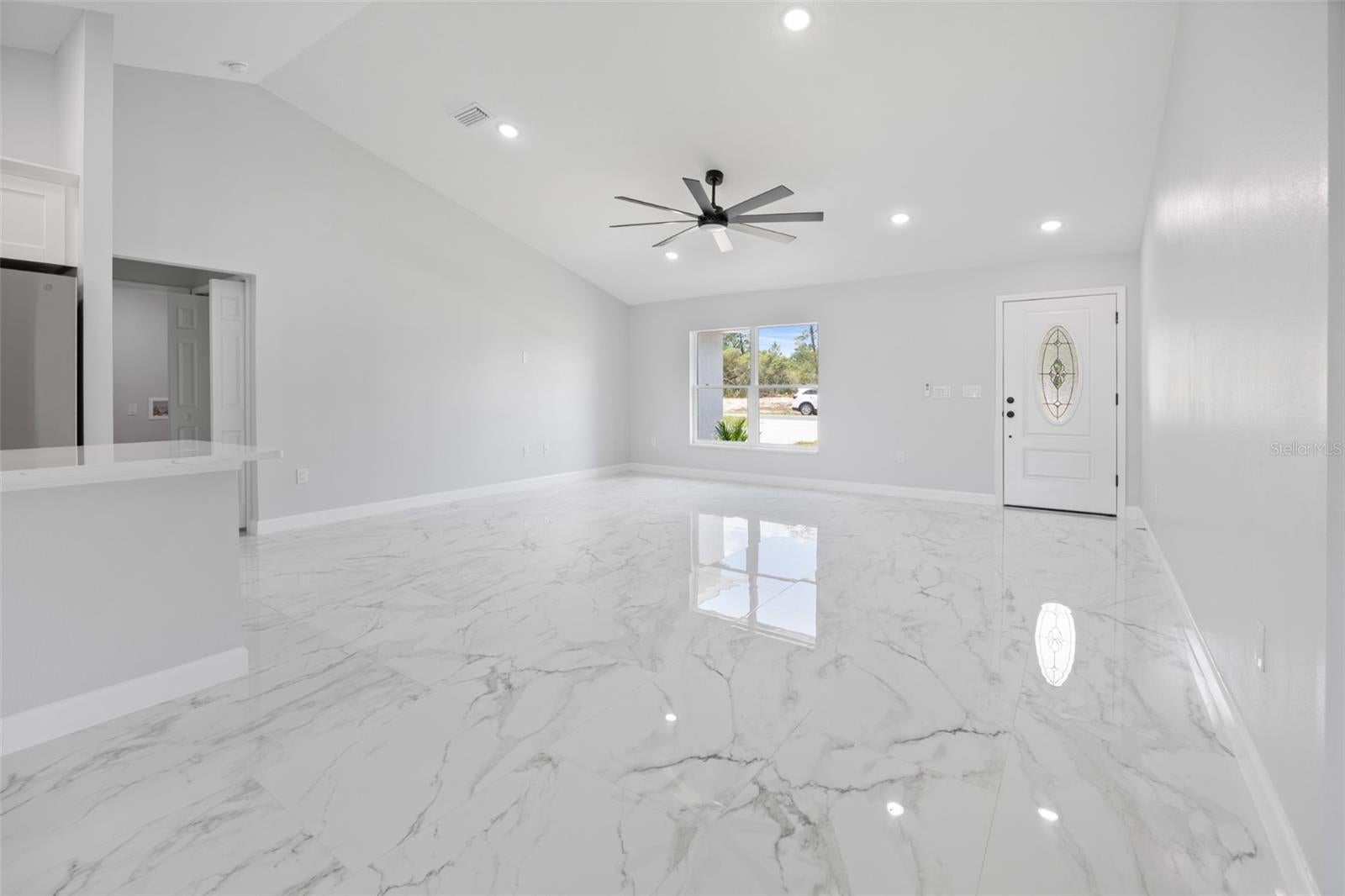 11384 SW 177 Ct, Dunnellon, FL 34432 photo