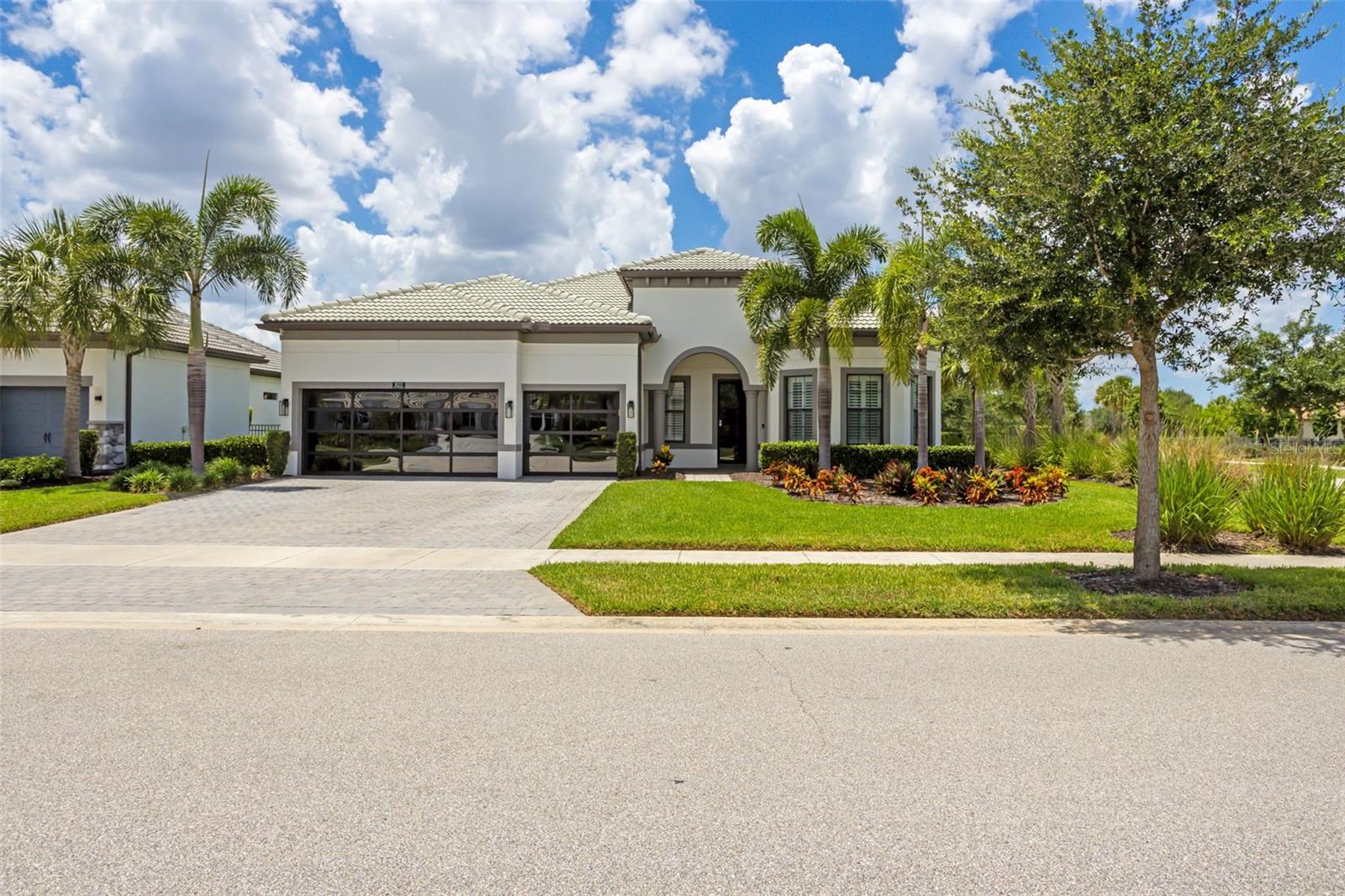 825 Seascape Pl, Sarasota, FL 34240 photo