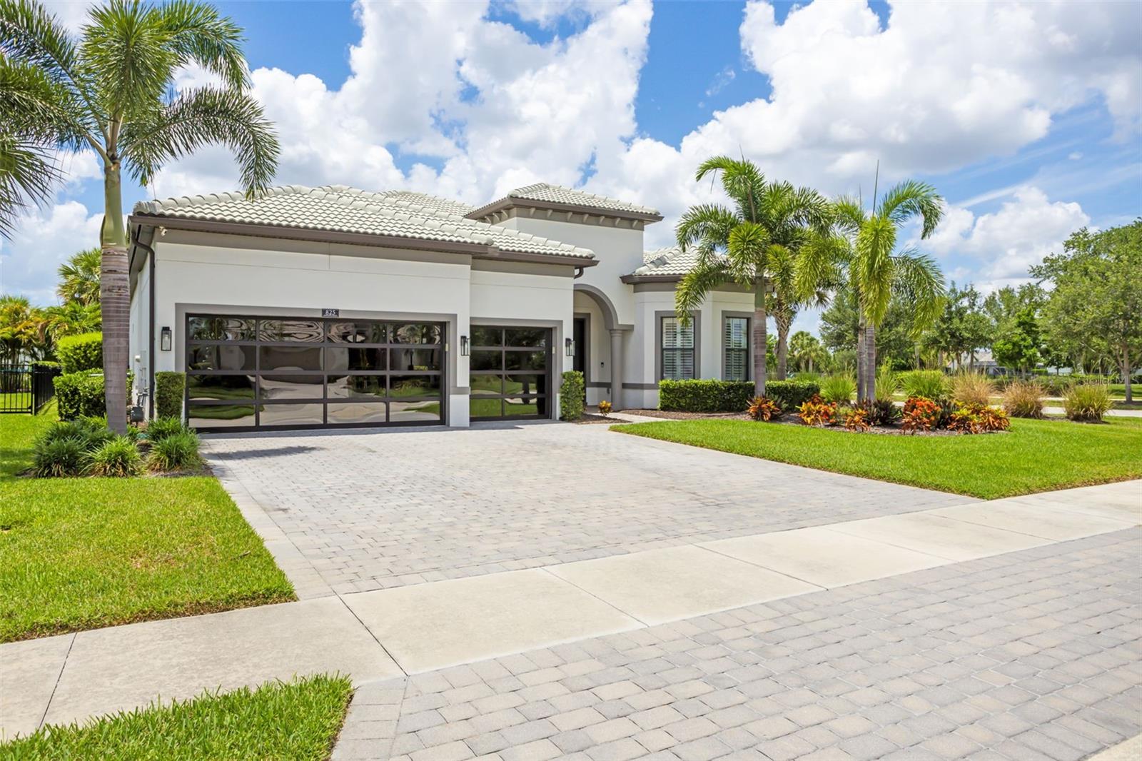 825 Seascape Pl, Sarasota, FL 34240 photo