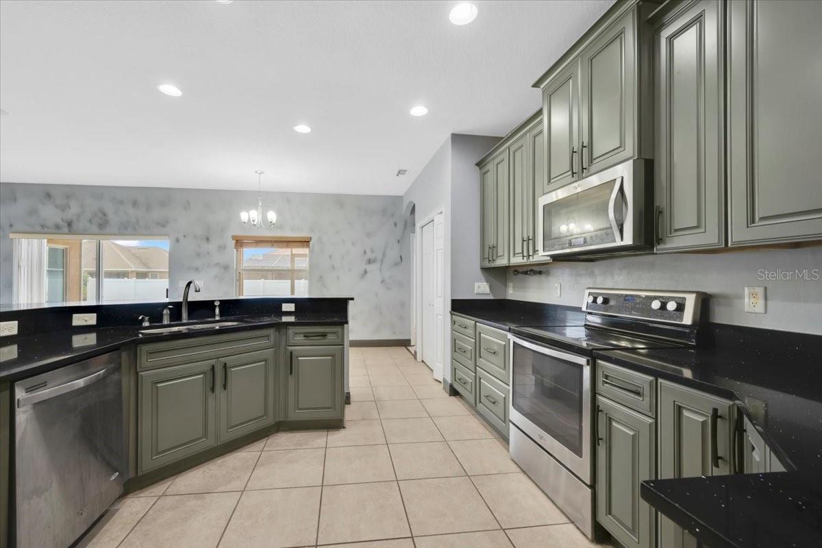 2850 Sheldon St, Lakeland, FL 33813 photo