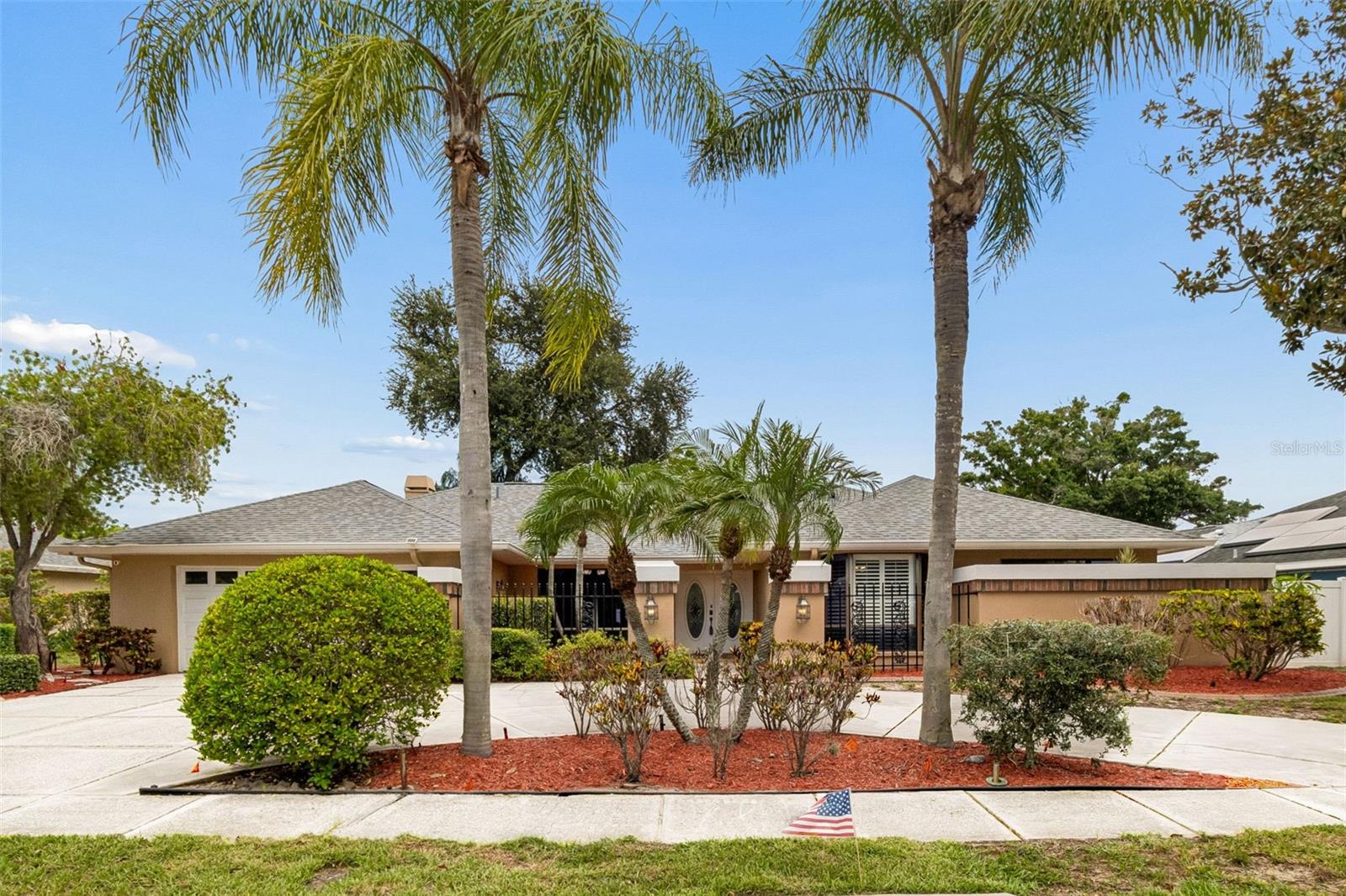 1563 Misty Plateau Trl, Clearwater, FL 33765