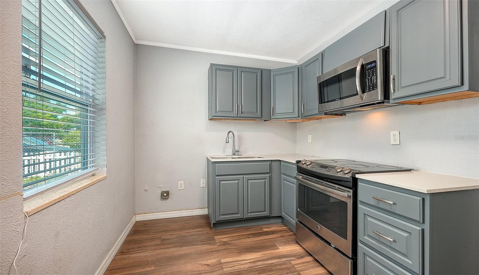 1004 27 Ave, Bradenton, FL 34205 photo
