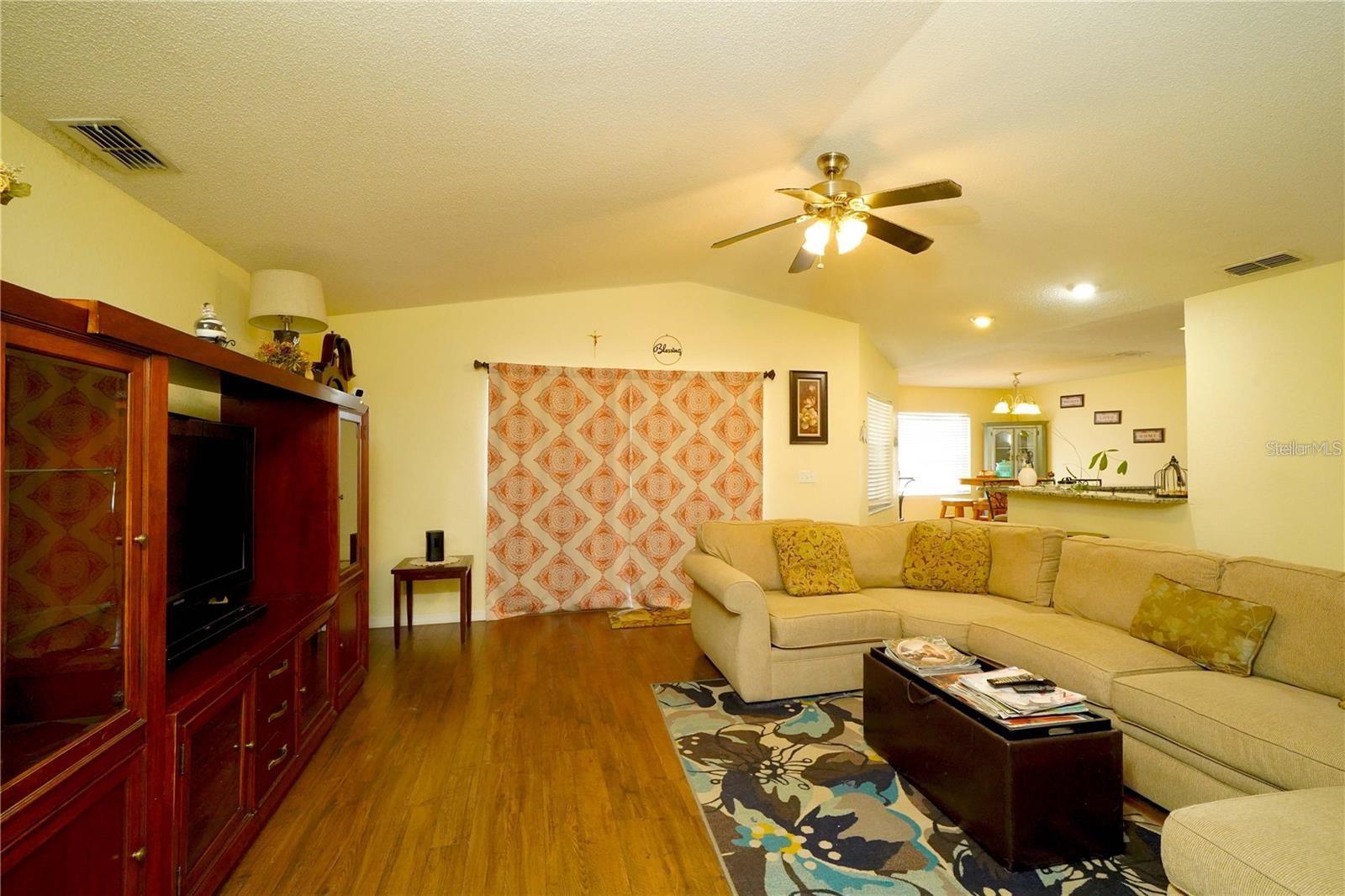 1015 Highland Crest Cir, Lake Wales, FL 33853 photo