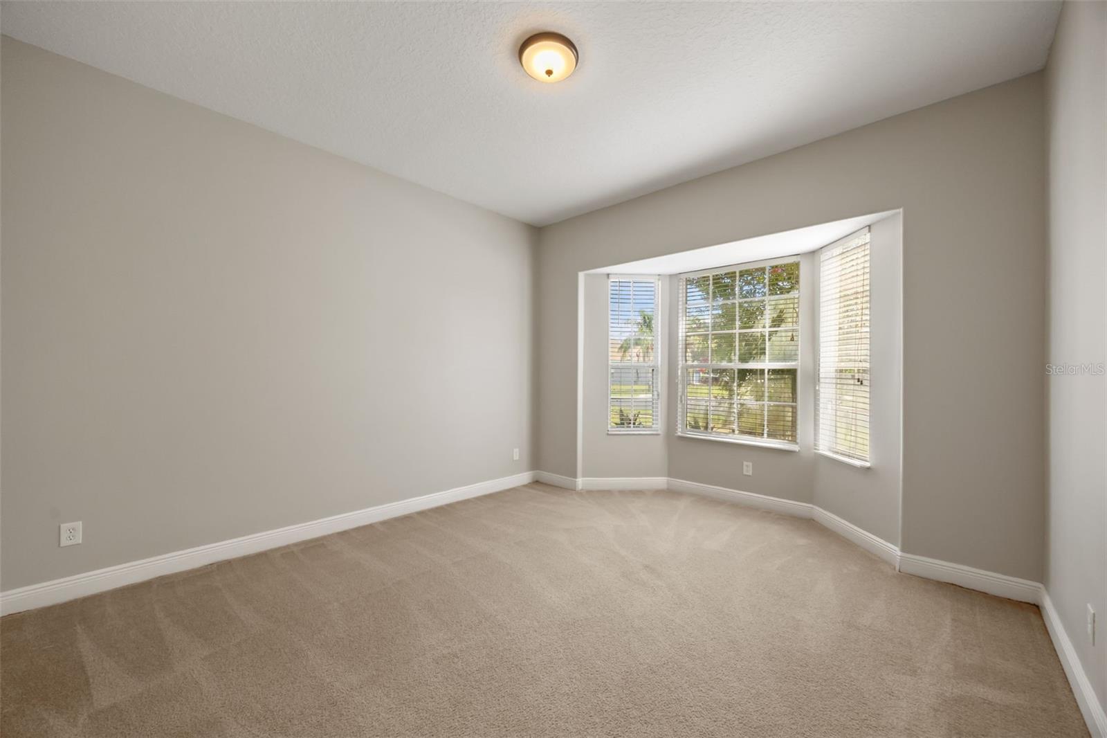 6190 Hedgesparrows Ln, Sanford, FL 32771 photo