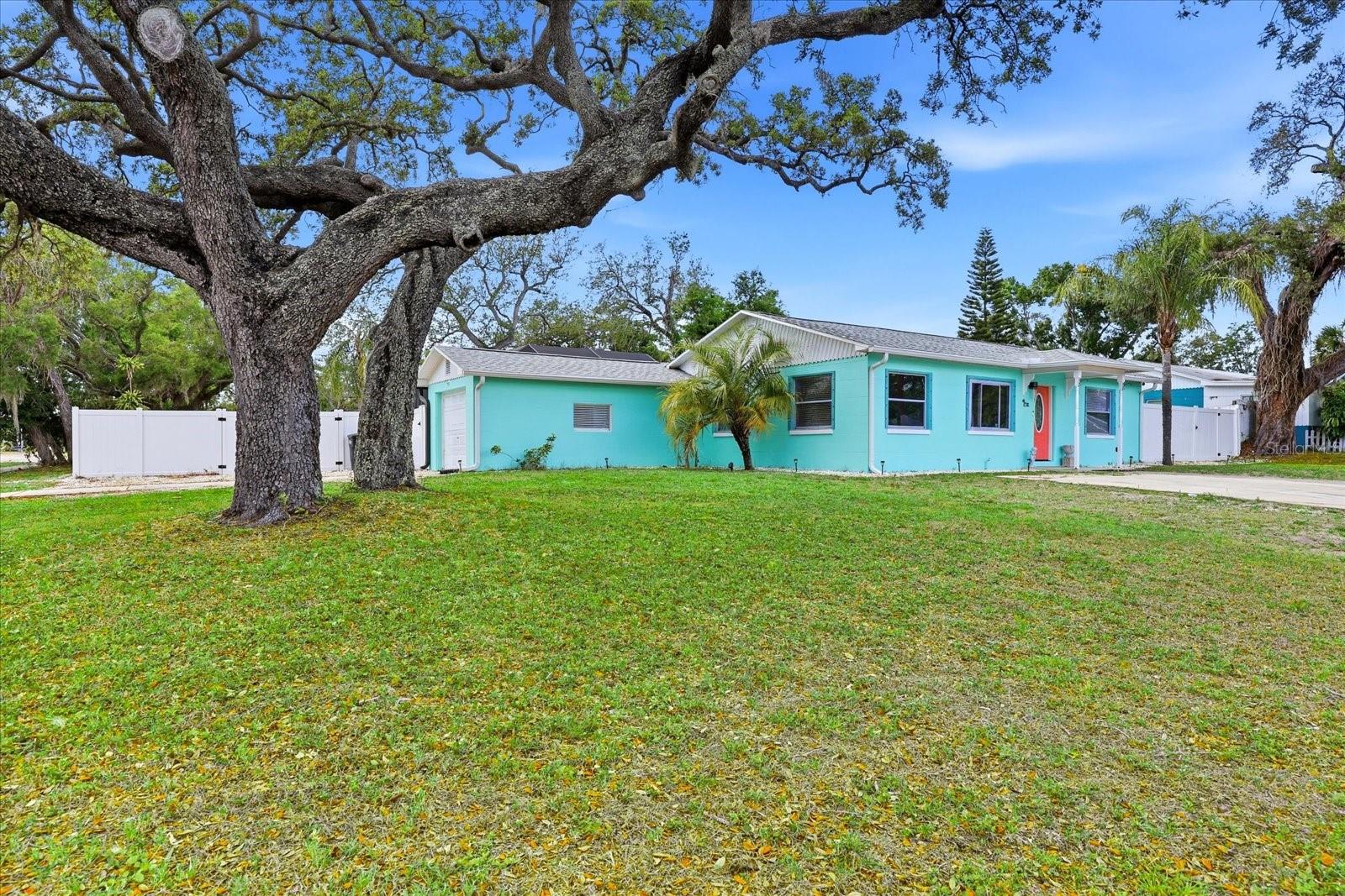 712 Glenwood Ave, Clearwater, FL 33756