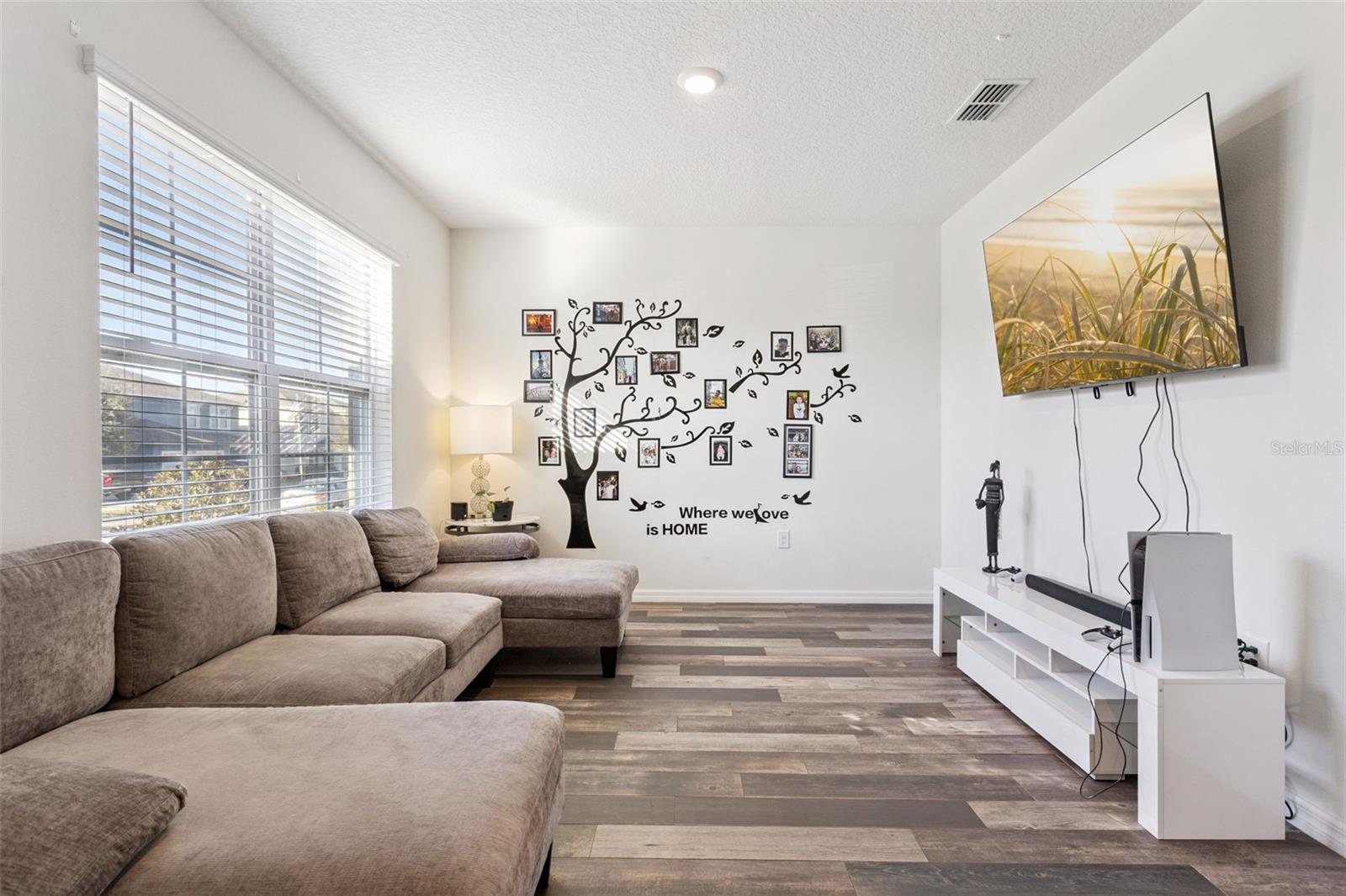 5974 Churchill Square Way, Groveland, FL 34736 photo