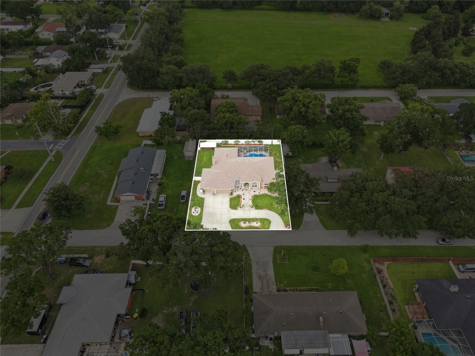 5008 Lakeview Blvd, Lakeland, FL 33813 photo