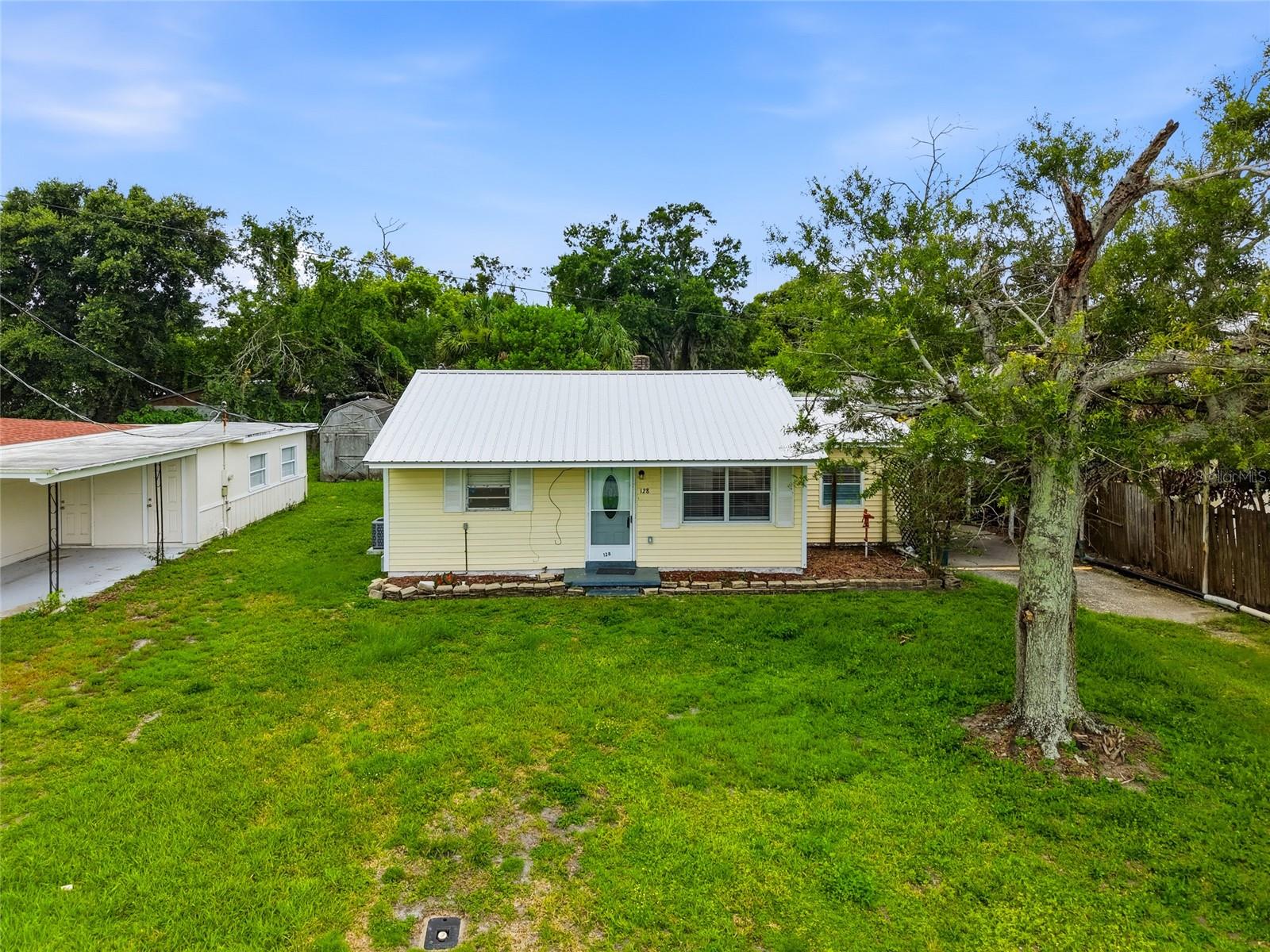 128 10 Dr, Mulberry, FL 33860