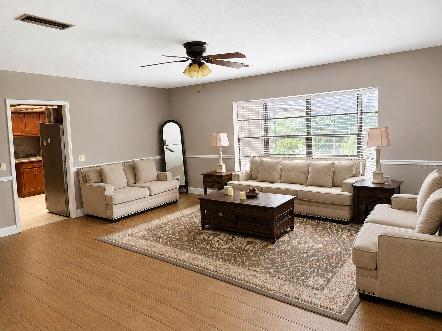 113 Locust Dr, Brandon, FL 33511 photo