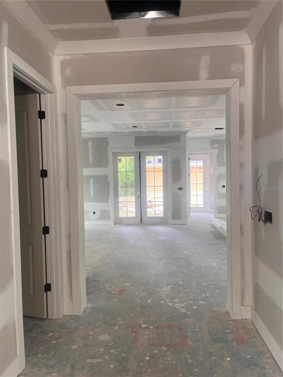 485 11 Ave, Saint Petersburg, FL 33701 photo