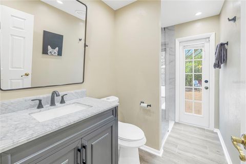 Single Family Residence in SARASOTA FL 752 TROPICAL CIRCLE 25.jpg