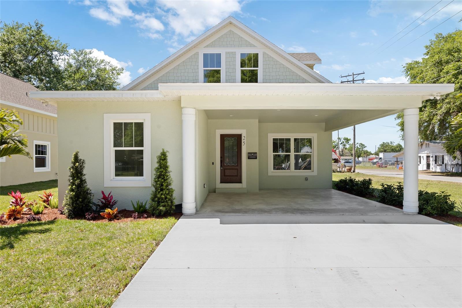 25 Edwards St, Plant City, FL 33563