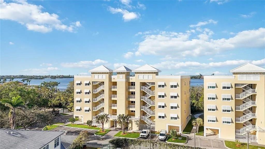 280 Hidden Bay Dr, Osprey, FL 34229