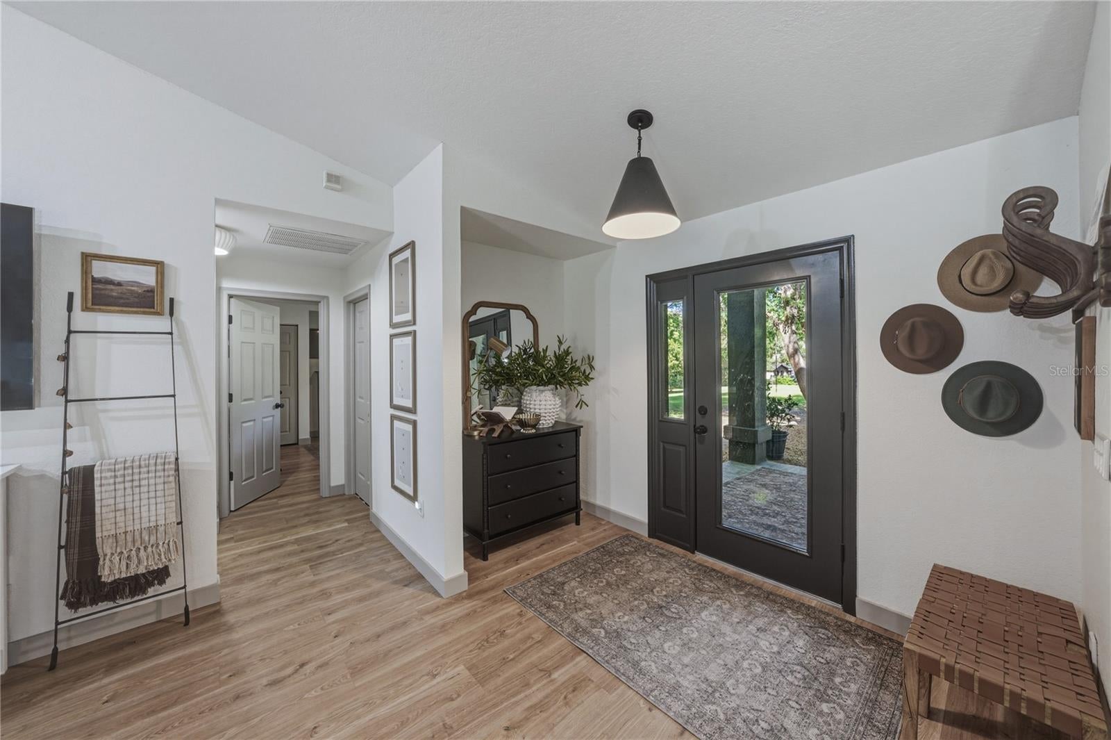 9091 Mcintyre Rd, Brooksville, FL 34601 photo
