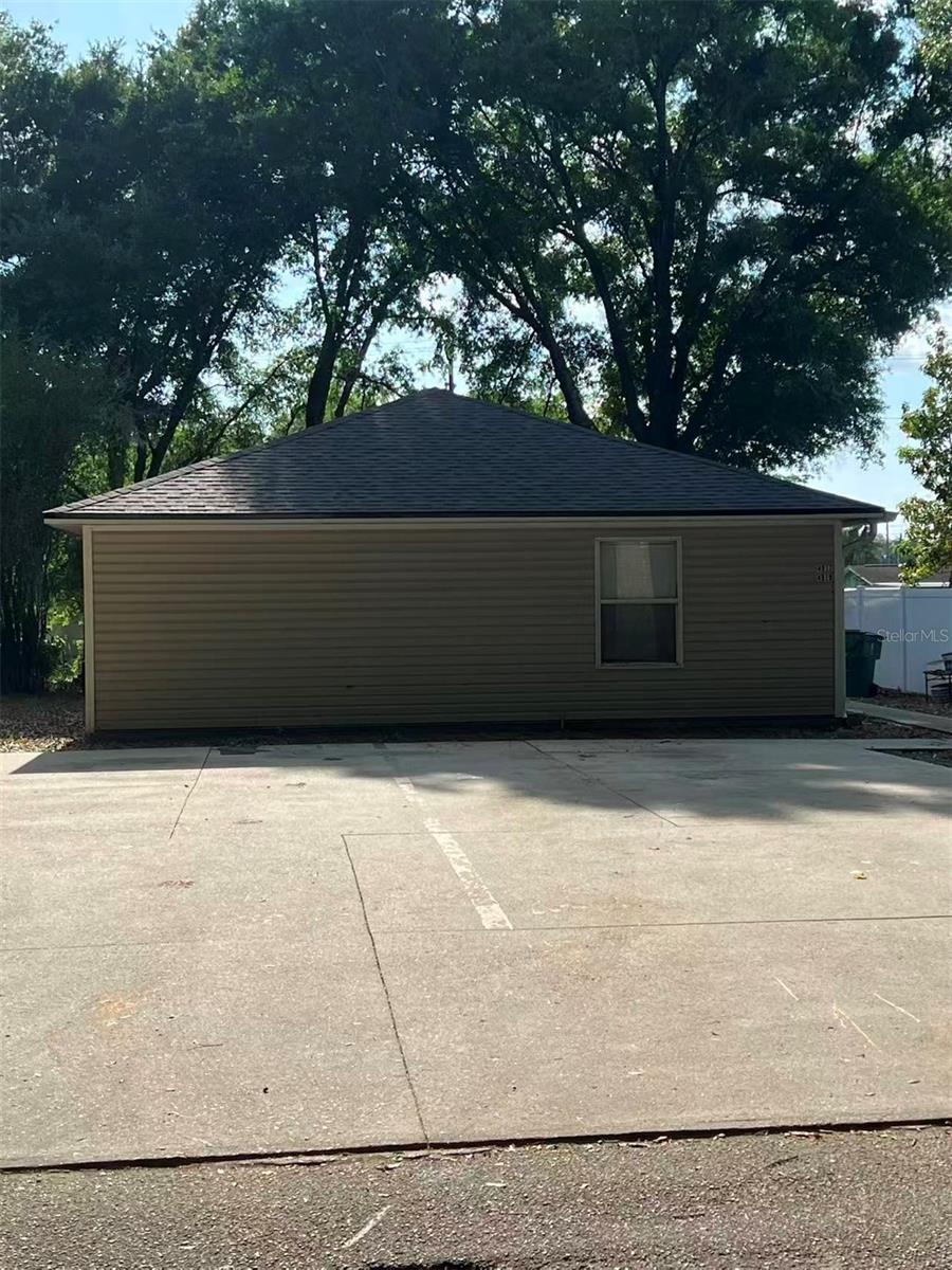 4933 5 St, Zephyrhills, FL 33542